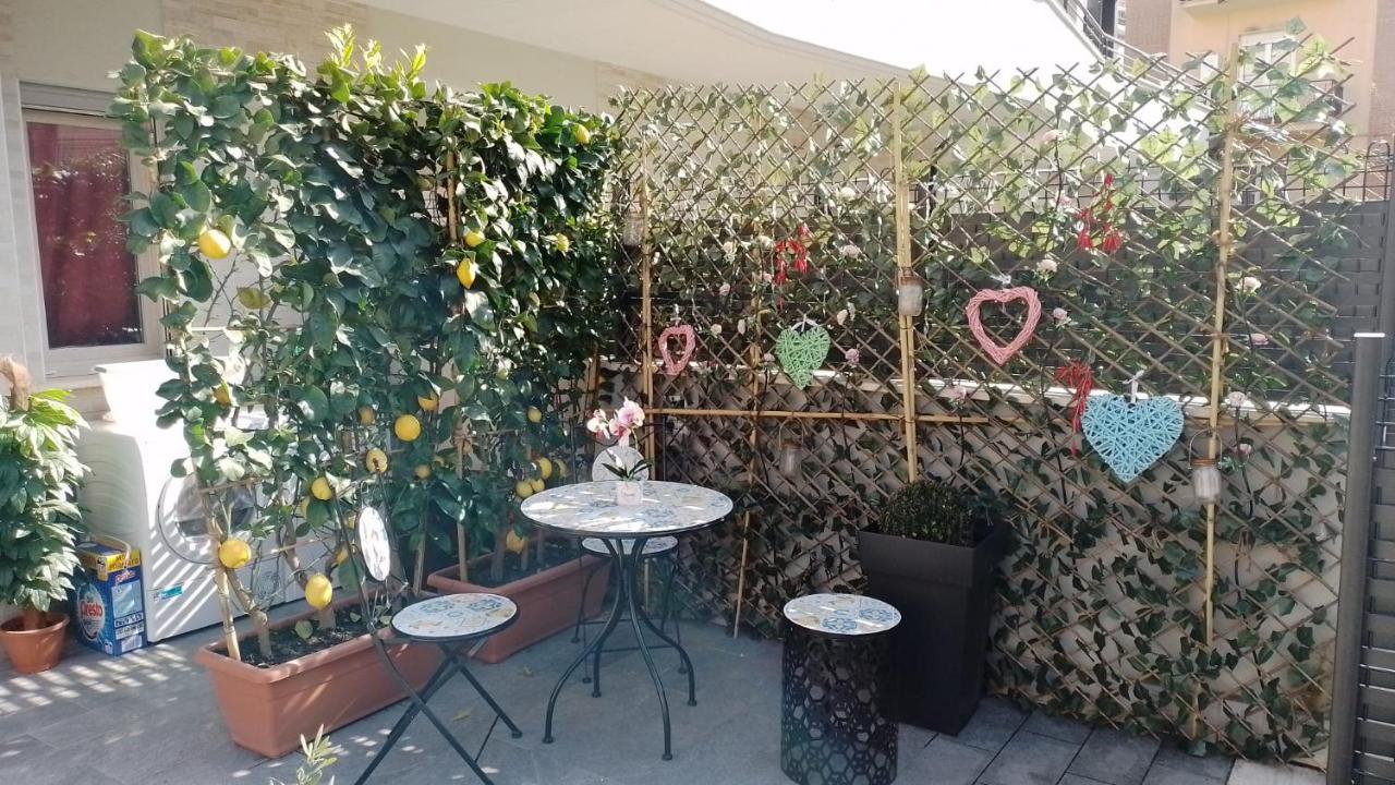 Tiny Green Apartament In Rome - Magliana Exterior photo
